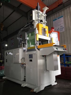PT-850 VERTICAL 85T Verticale injectie gietmachine van kunststof