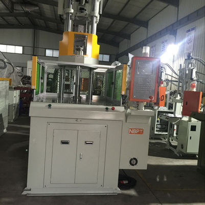 PT-850 VERTICAL 85T Verticale injectie gietmachine van kunststof