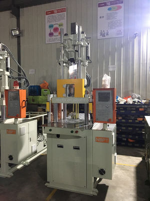 Kleine verticale injectievormmachine voor kunststof Verticaal 15T