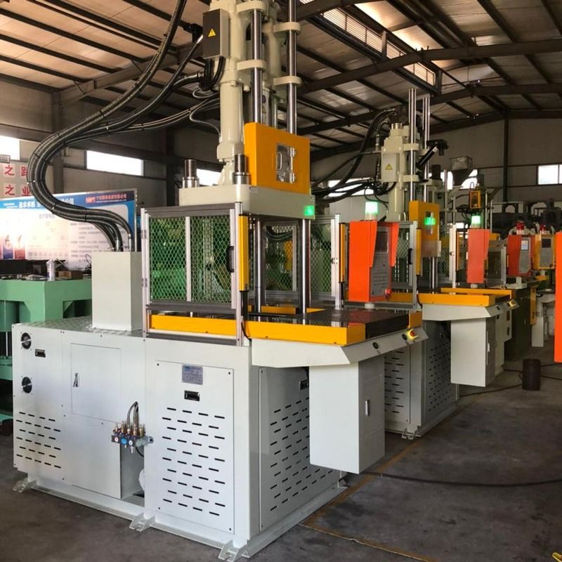 Verticale enkel glijtafel Verticale luchtfilter Plastic injectie gietmachine 45T